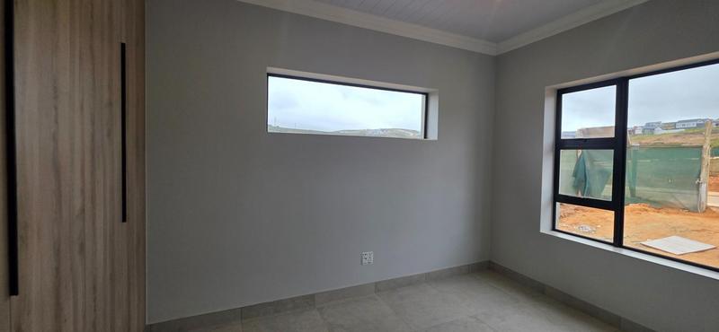 3 Bedroom Property for Sale in Outeniquasbosch Western Cape